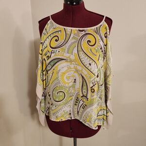 Jennifer Lopez shirt